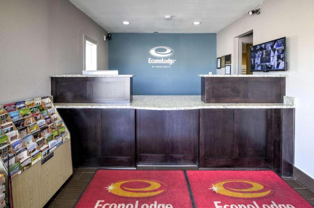 Econo Lodge Airport Norfolk Exterior photo